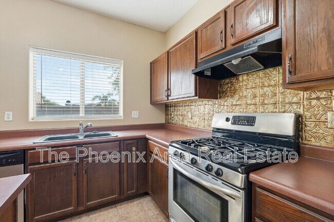 Building Photo - 3061 W Jasper Butte Dr
