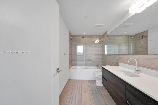 Building Photo - 301 Altara Ave