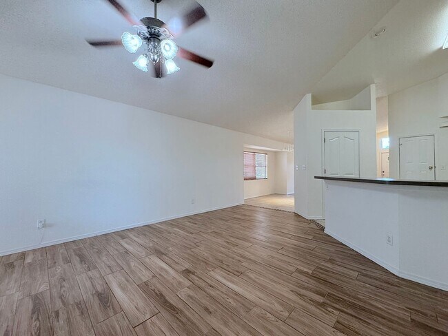 Building Photo - 14193 Patriot Point Dr