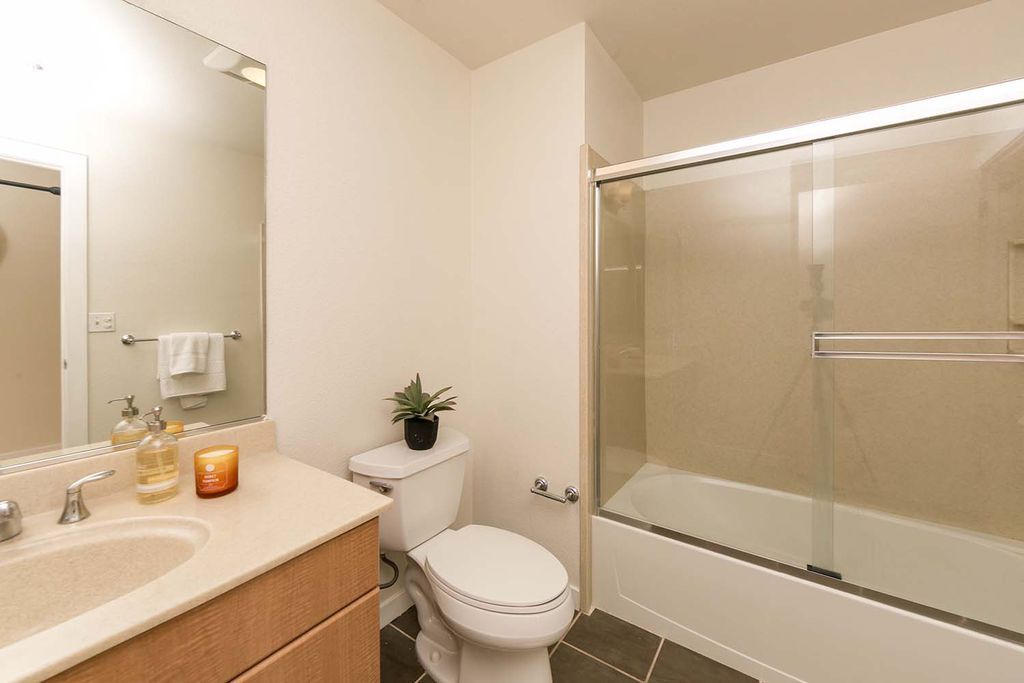 Building Photo - 1511 Jefferson St