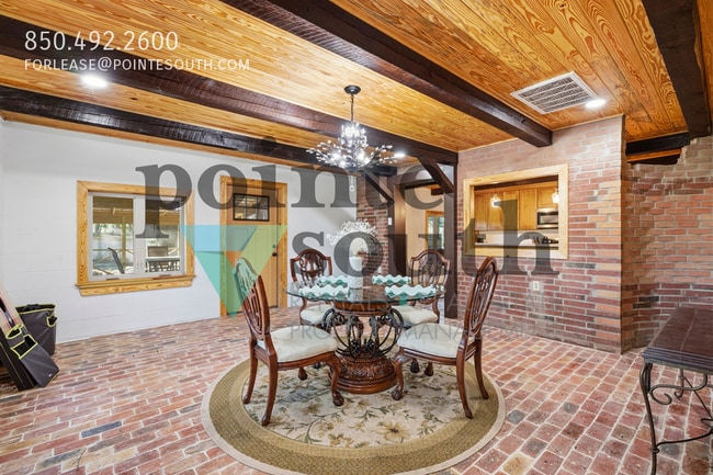 Building Photo - 27522 Burkhardt Dr