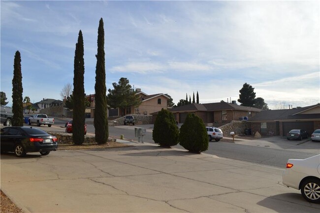 Building Photo - 11613 James Watt Dr