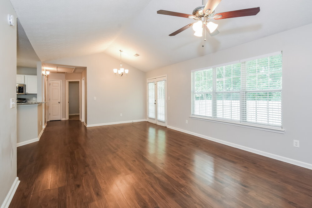 Building Photo - 4801 Lake Park Terrace