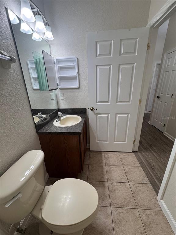 Building Photo - 3001 Greystone Loop