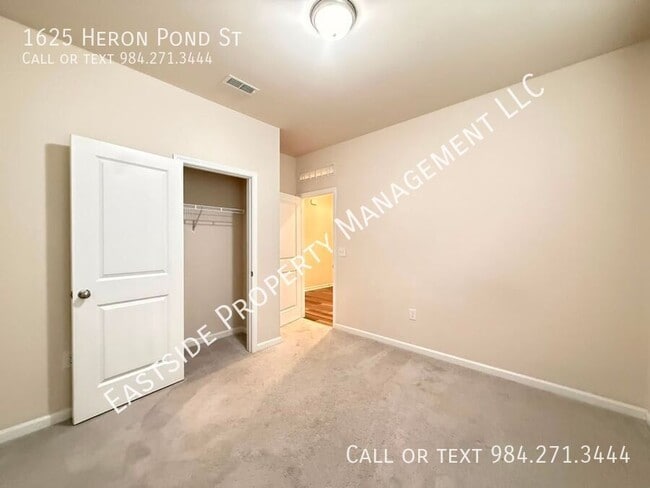 Building Photo - 1625 Heron Pond St