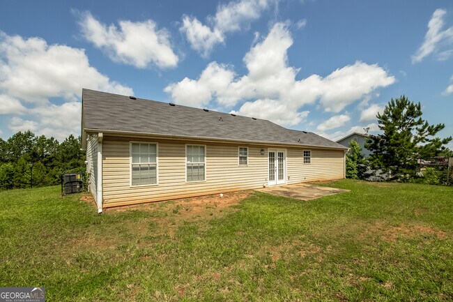 Building Photo - 315 Hunters Trce
