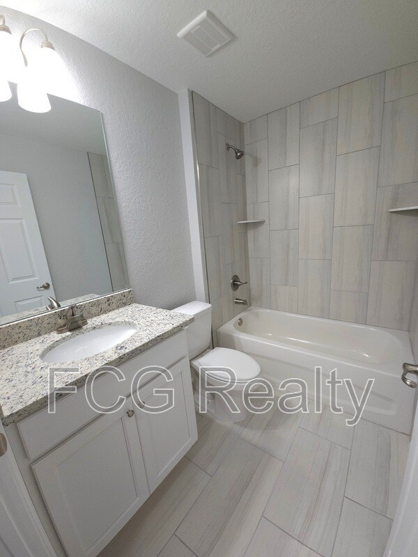 Building Photo - 4750 SW 139th St Rd