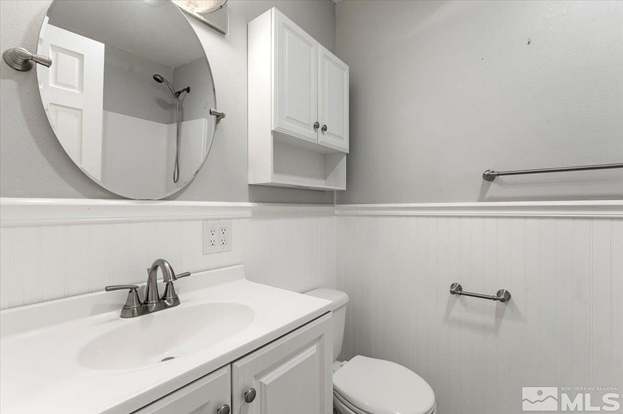 Building Photo - 990 Akard Dr