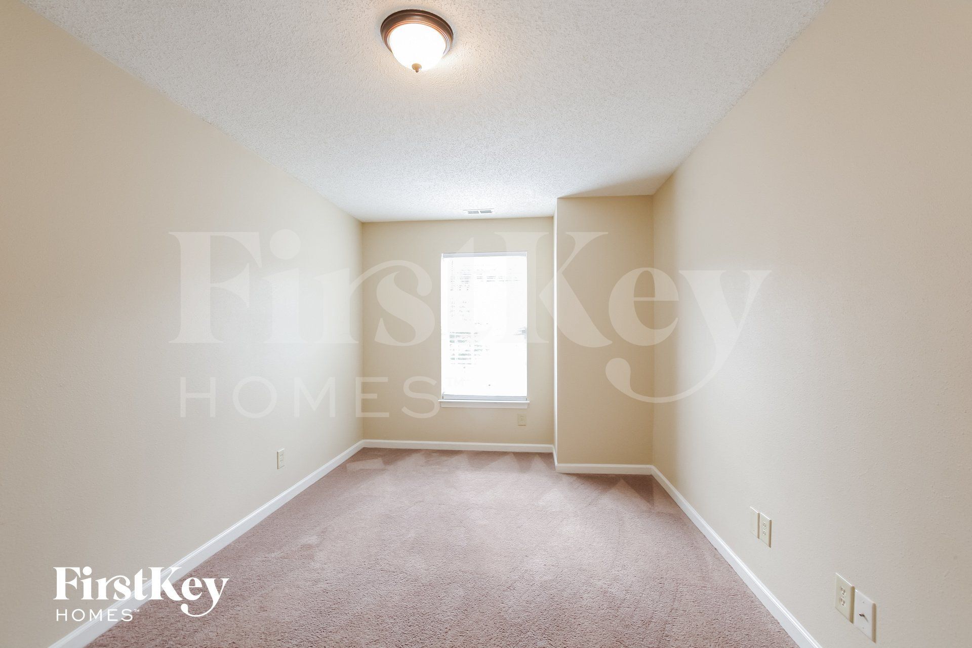 Building Photo - 14226 Hartwell Farm Dr