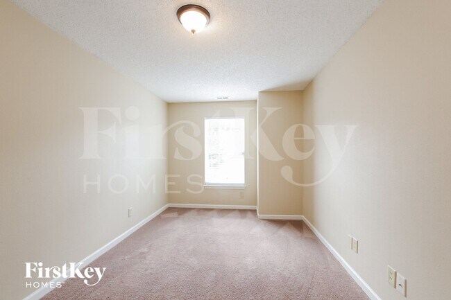 Building Photo - 14226 Hartwell Farm Dr