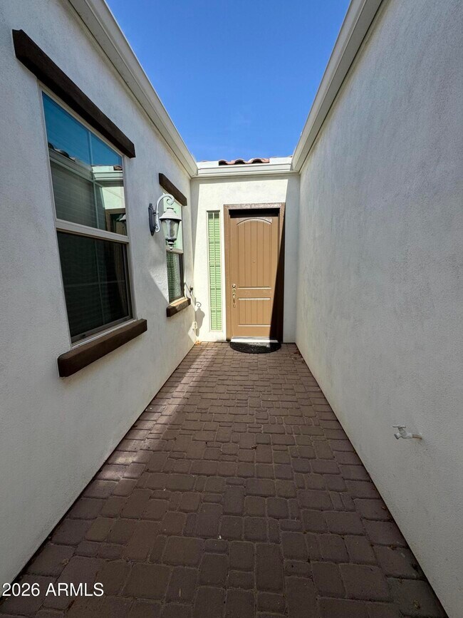 Building Photo - 5221 S Excimer