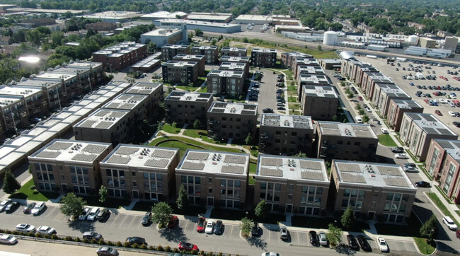 Building Photo - 2114 N Nashville Ave