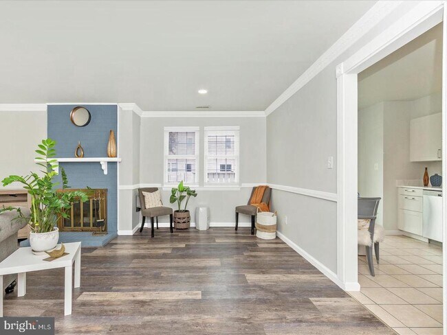 Building Photo - 11349 Appledowre Way