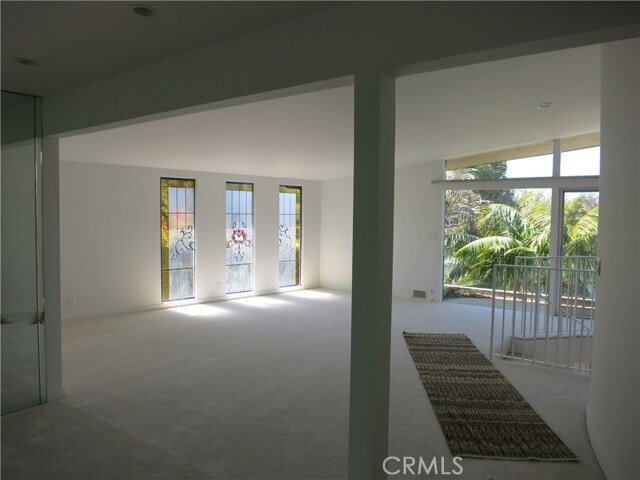 Building Photo - 253 Vista Del Parque