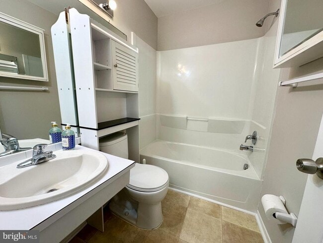 Building Photo - 1526 Scandia Cir
