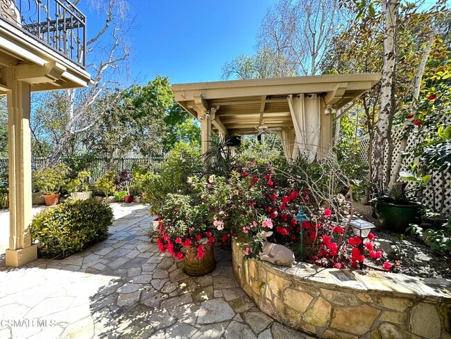 Building Photo - 4328 Park Verdi