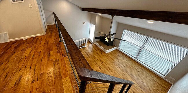 It's like being in a treehouse! - 6724 Eastridge Dr