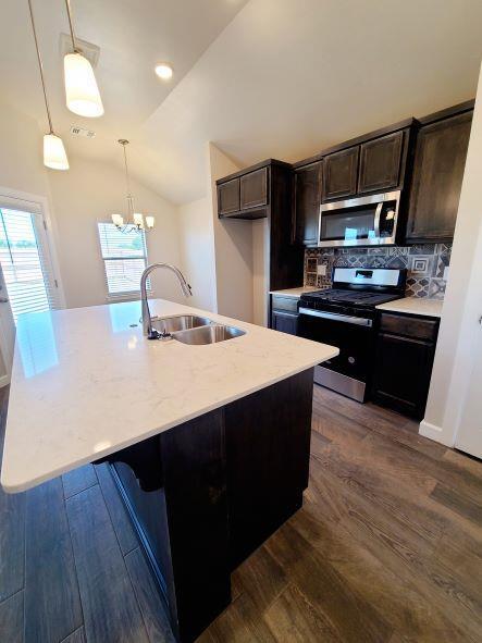 Building Photo - 8713 Thera Dr