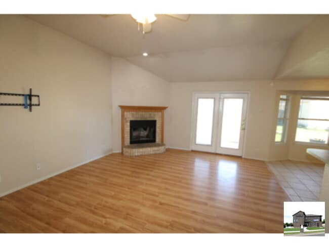 Building Photo - 4202 Jake Spoon Dr