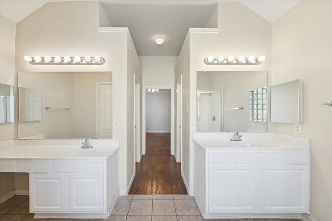 Building Photo - 7006 Westford Park Ln