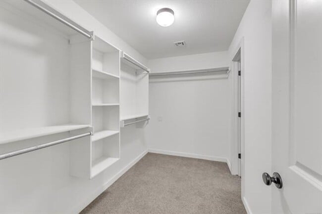 Building Photo - Stunning 4 Bed 3 Bath Broken Arrow Gem