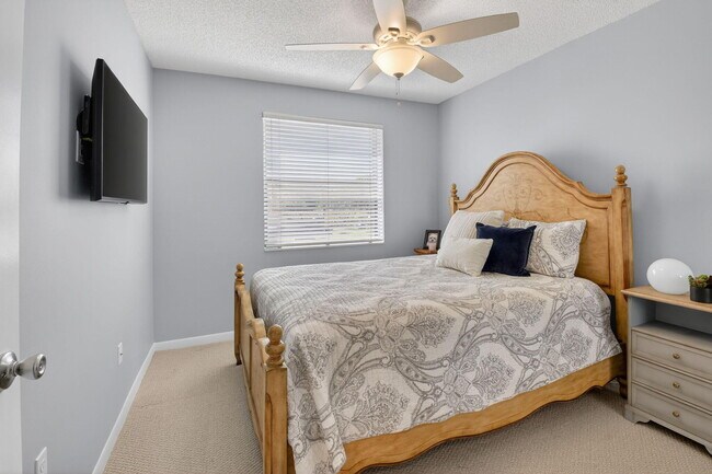 Building Photo - 5155 Europa Dr