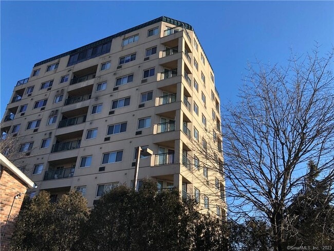 Primary Photo - 104 North St