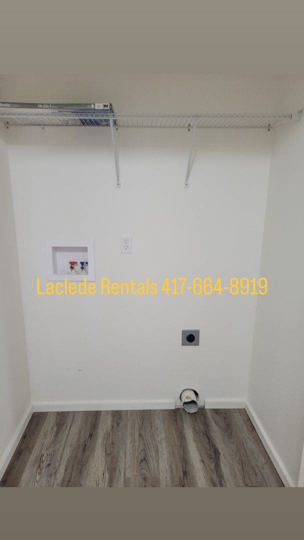 Building Photo - 3 BEDROOM 2.5 BATHROOM TOWNHOUSE FOR RENT.