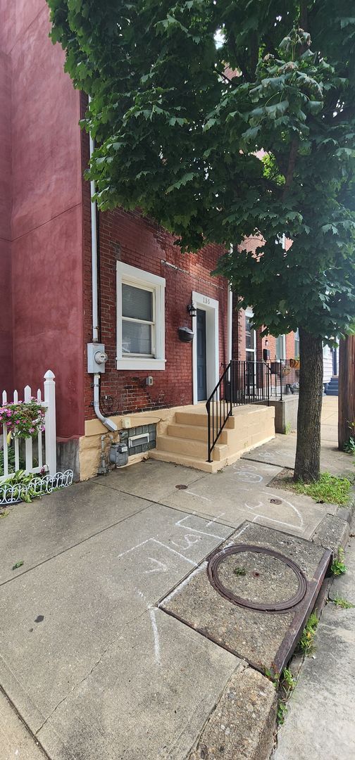 Building Photo - 3-bedroom, 1-bathroom house of Lawrenceville