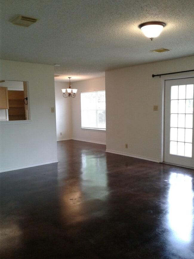 Building Photo - 8923 Sebec Cir