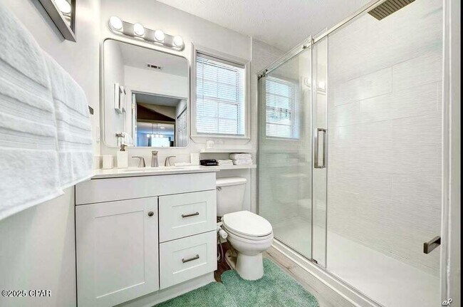 Building Photo - 2623 Lagoon Knoll Dr