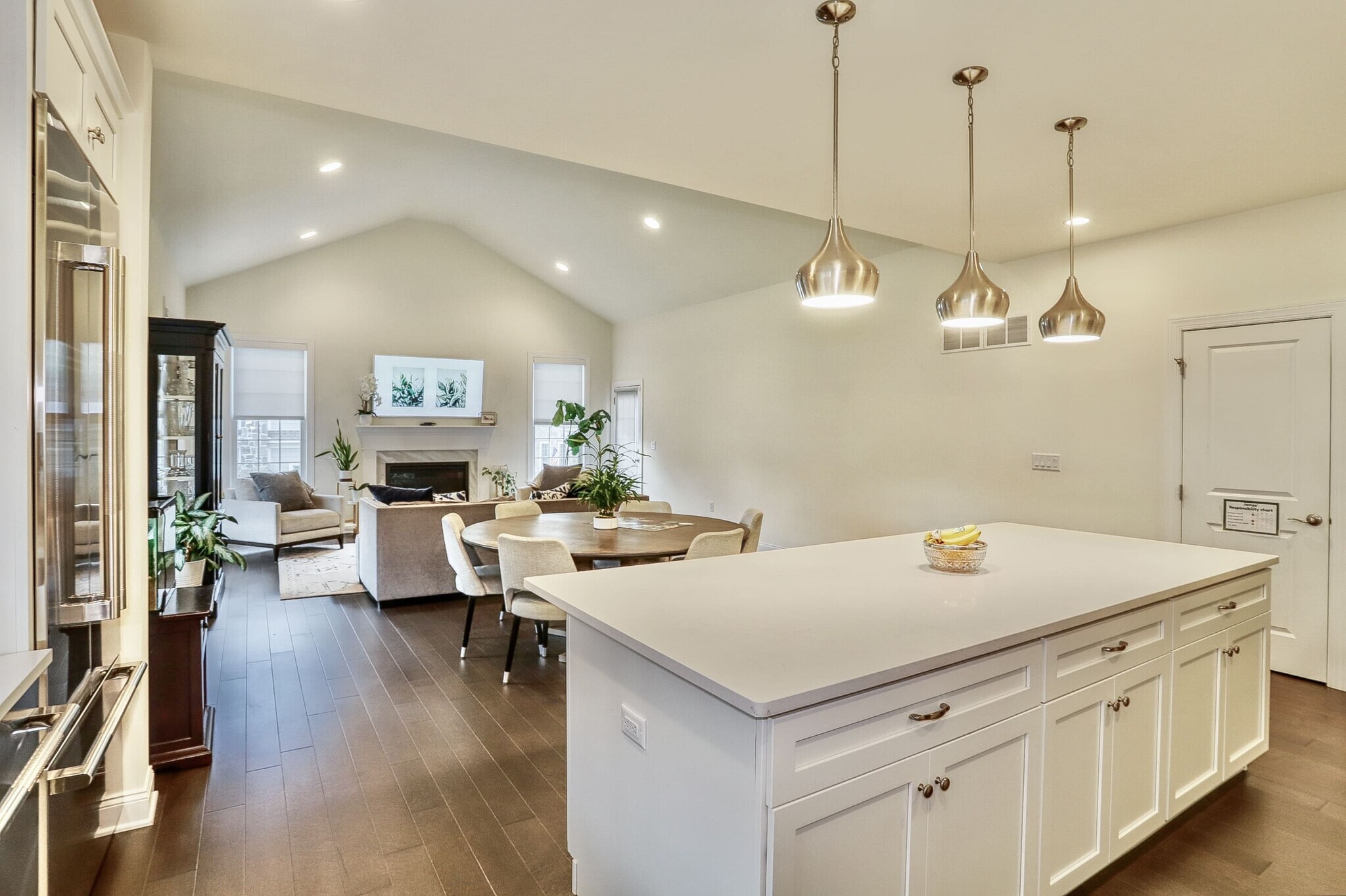 Building Photo - 22 Silent Nest Way