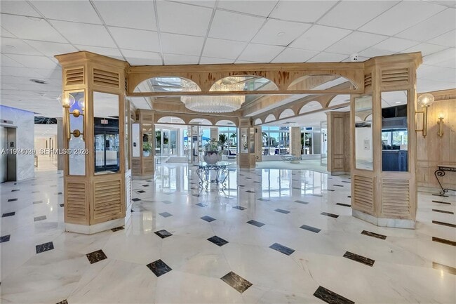 Building Photo - 3180 S Ocean Dr