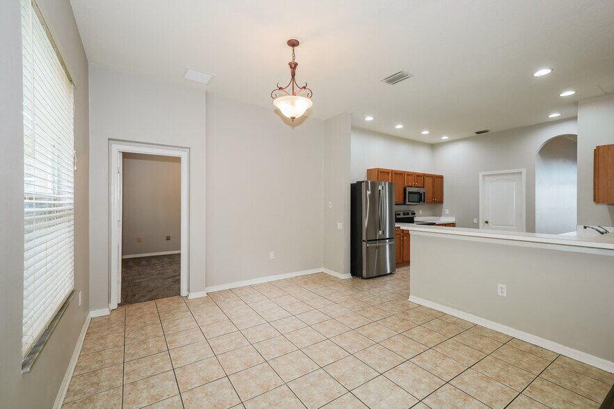 Building Photo - 22330 Yachtclub Terrace