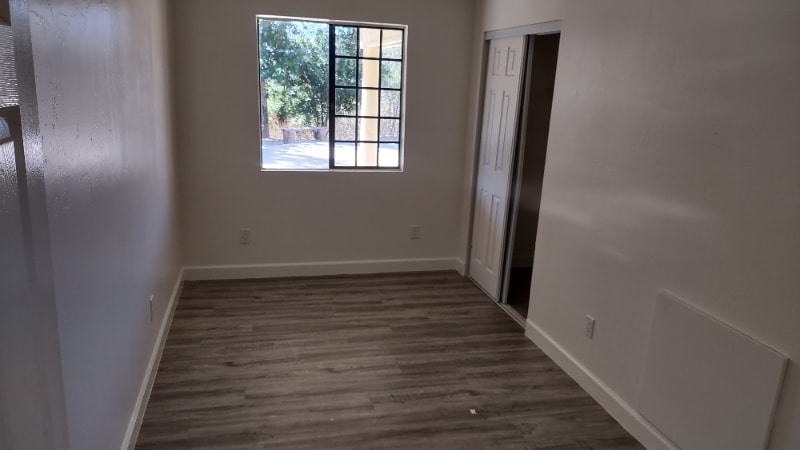 Building Photo - 18988 Via Pamela