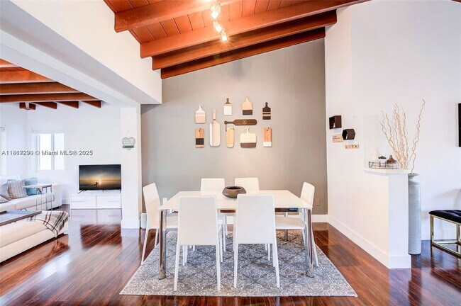 Building Photo - Northeast 169th Street, North Miami Beach, FL 33162 - 3 BR 2 BA single-family home