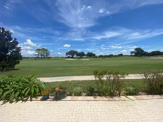 Building Photo - Exquisite - Turnkey, 3 bed + 2 1/2 Bath + ...