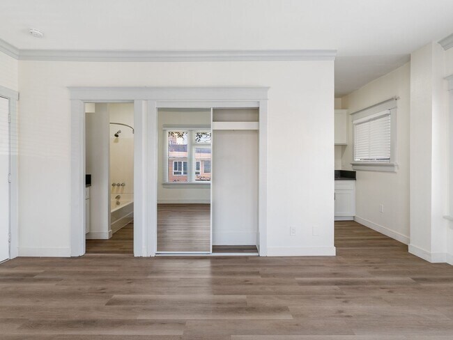 Interior Photo - 330 Cedar Avenue