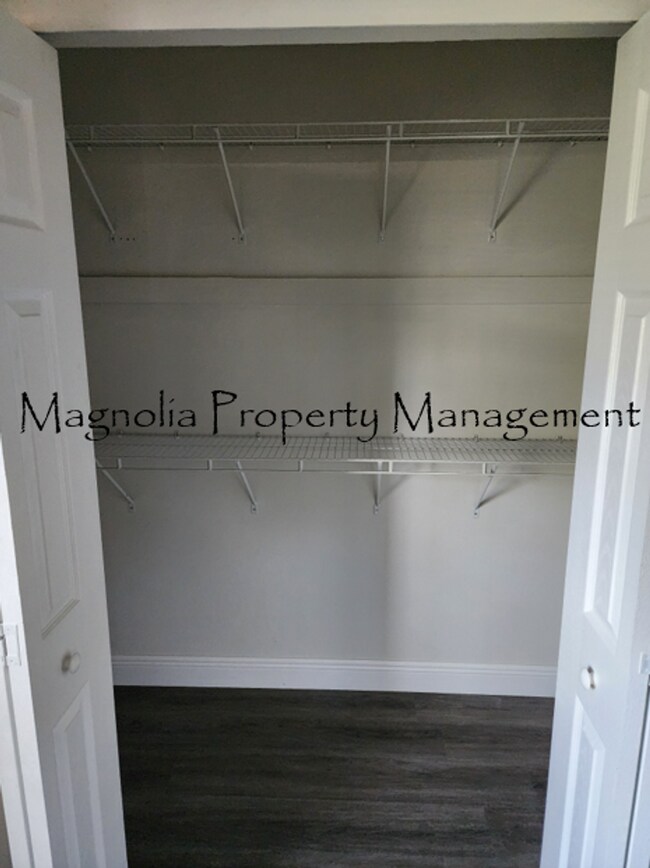 Building Photo - Winter Park - Newly Remodeled 3/2