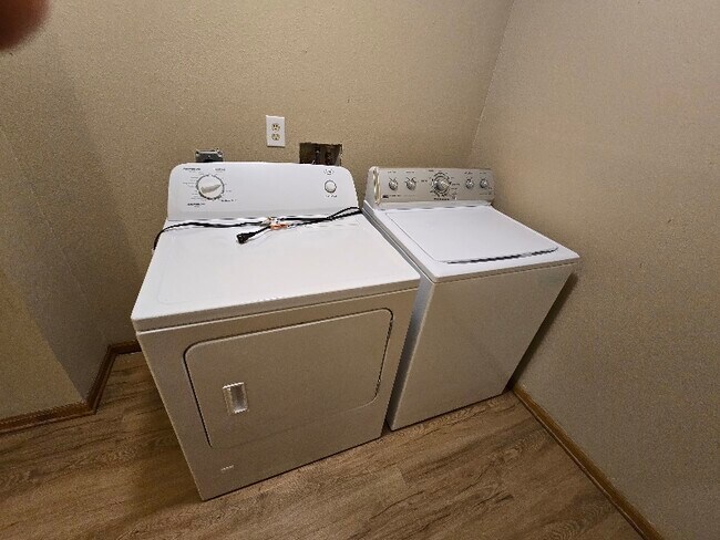 Building Photo - 1113 2nd Ave