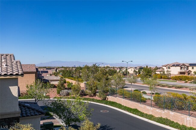 Building Photo - 12351 Champions Tour Dr