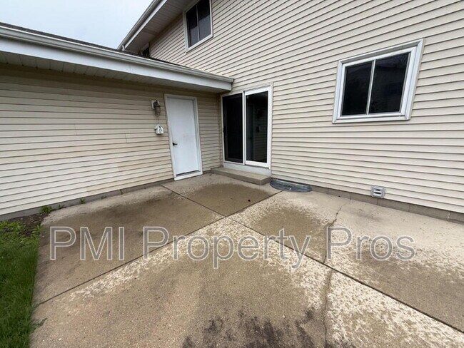 Building Photo - 8148 S 88th St