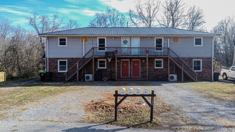 Primary Photo - 120 Lake Dr