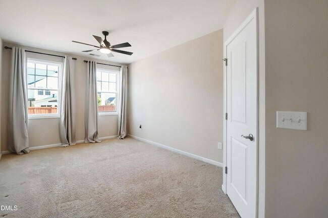 Building Photo - 1813 Baldhead Island Dr