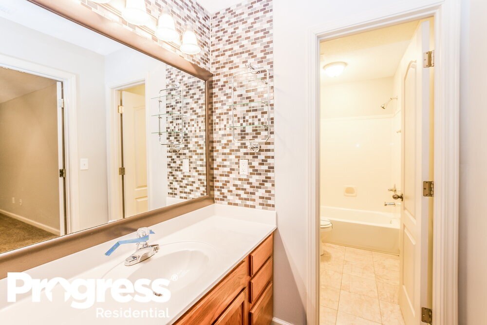 Building Photo - 1417 Marhill Cove