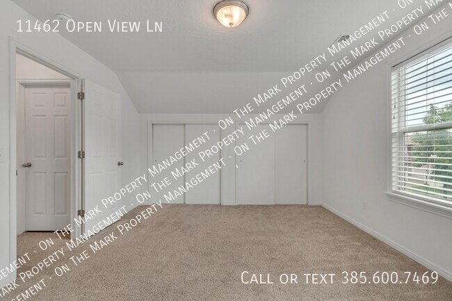Building Photo - 11462 Open View Ln