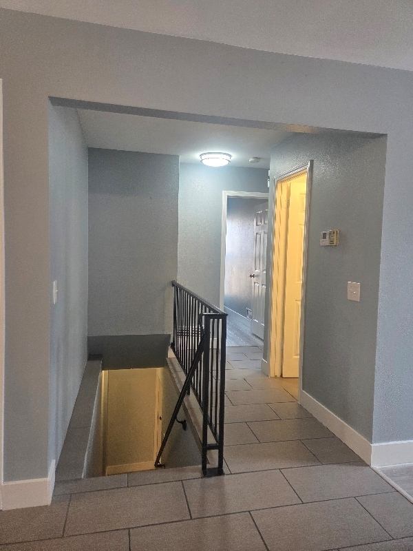 Building Photo - 6160 Fenton St