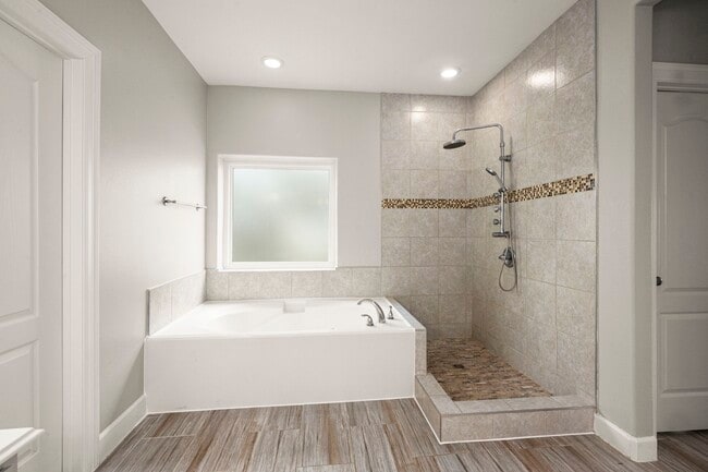 Building Photo - 107 Island Blvd