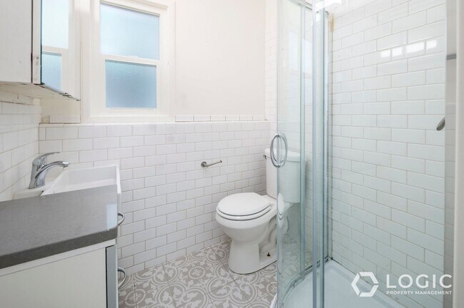 Building Photo - 1309 E 400 S
