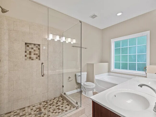 Building Photo - Build Equity While Leasing - Lease to Own